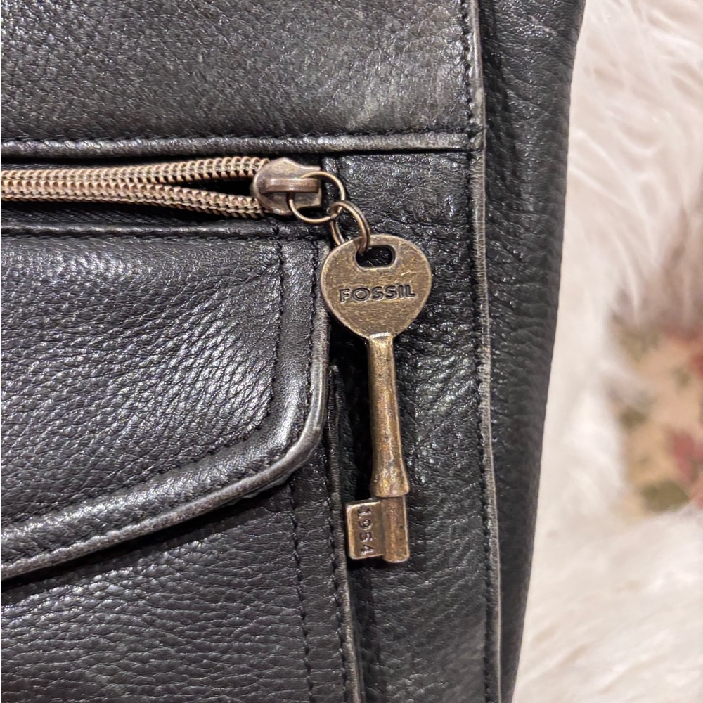 Vintage Fossil Black Leather Shoulder/ Hobo Bag With The Key - Picture 4 of 4